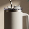 Insulated tumbler detail white