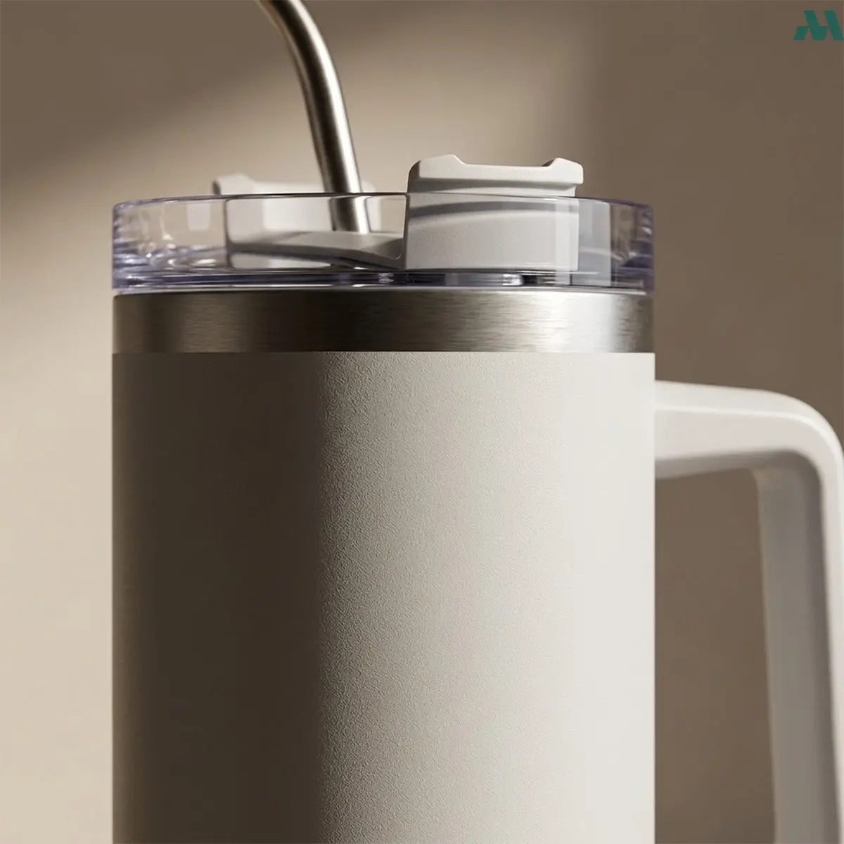 Insulated tumbler detail white