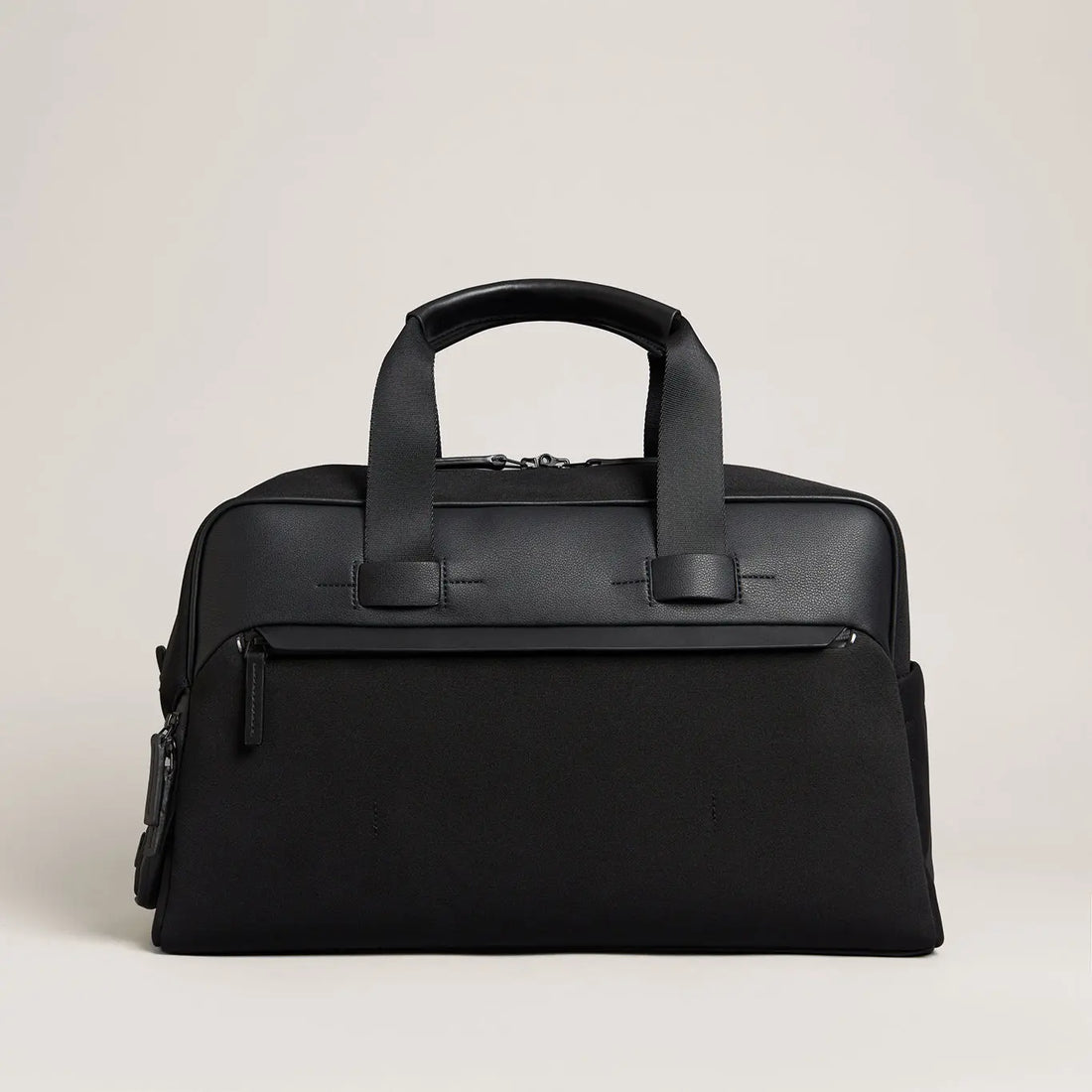 Streamlined Travel Companion: The Embark Compact Duffle Troubadour