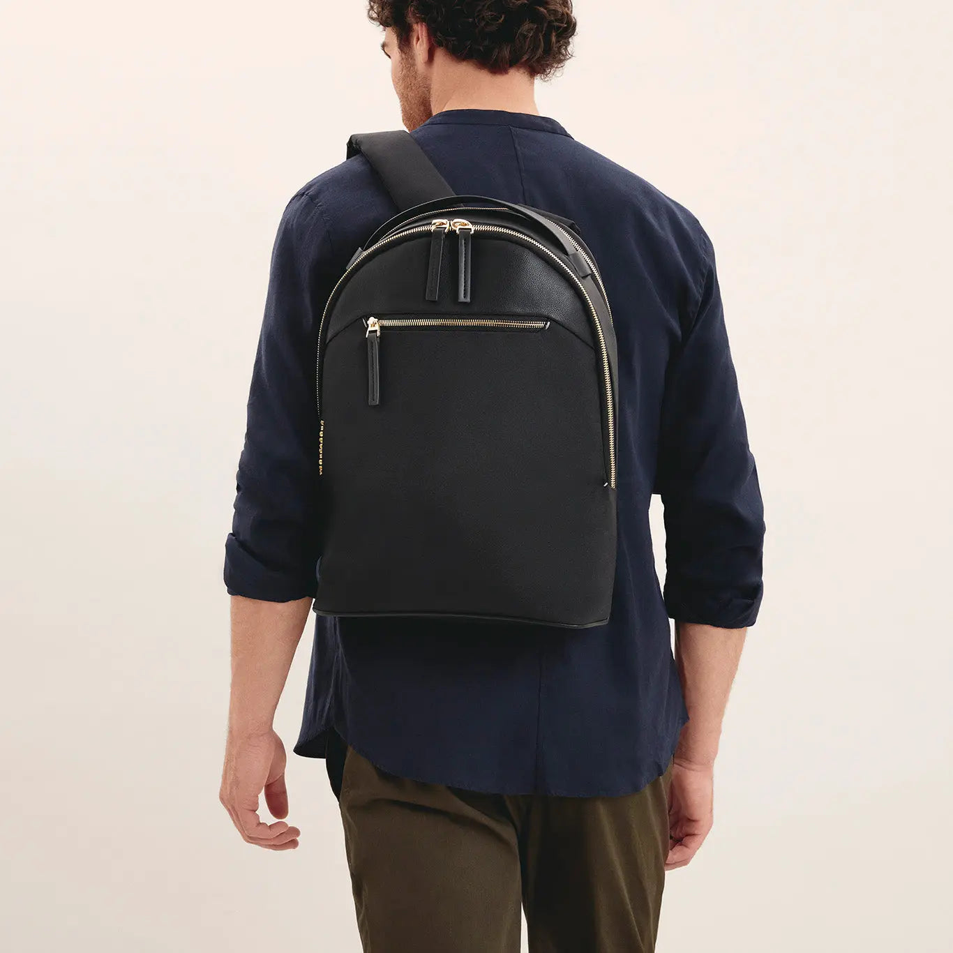 Sleek and Functional Travel Companion: The Troubadour Ember Travel Backpack Troubadour